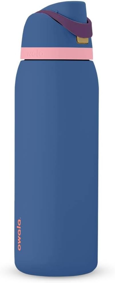 Owala FreeSip Insulated Stainless Steel Water Bottle with Straw, BPA-Free Sports Water Bottle, Great for Travel, 24 Oz, Denim