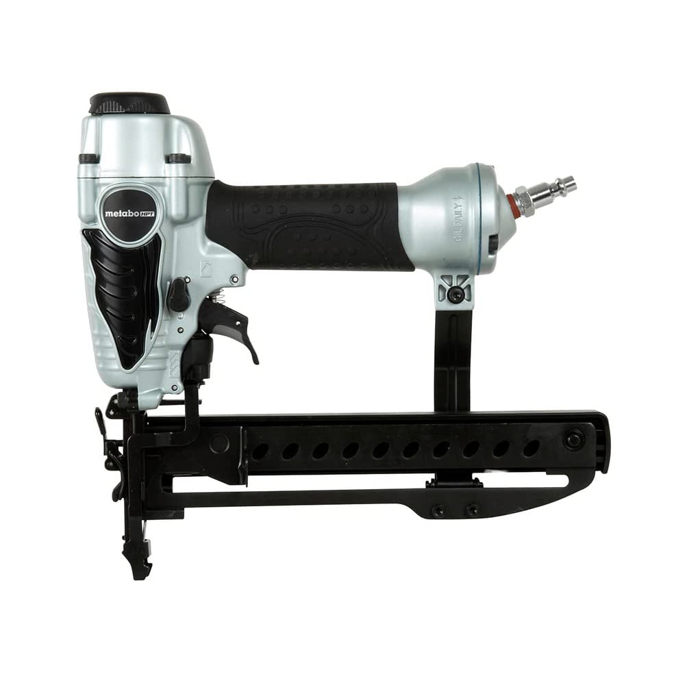 Metabo HPT 15 Gauge Angled Finish Nailer, Selective Actuation, NT65MA4 | Pneumatic Power Tool, Air Duster Included, 1-1/4 to 2-1/2 in Fasteners, Crown & Base Molding Applications