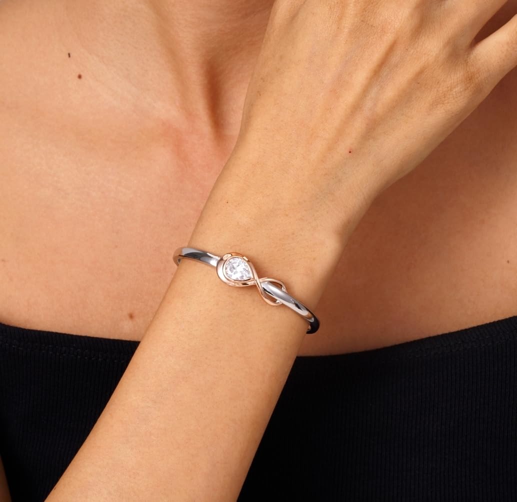 Infinity Bracelets for Women Two-tone 18K Gold Plated Adjustable Minimalist Bangle Jewelry Gifts for Mom Perfect for Anniversary Mother's Day Christmas Valentine's Day
