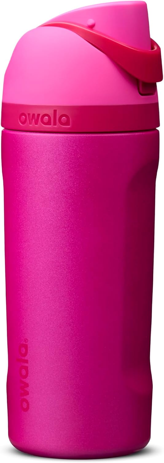 Owala FreeSip Insulated Stainless Steel Water Bottle with Straw, BPA-Free Sports Water Bottle, Great for Travel, 24 Oz, Denim