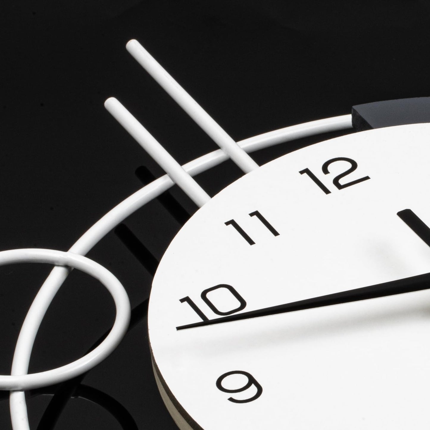 Wall Clock Decorative Large Modern Wall Clock Silent Non-Ticking Battery Operated Gold Unique Pendulum Clock for Living Room,Bedroom,Office,Kitchen,Bathroom,Wall Decor 13.8x21.9in