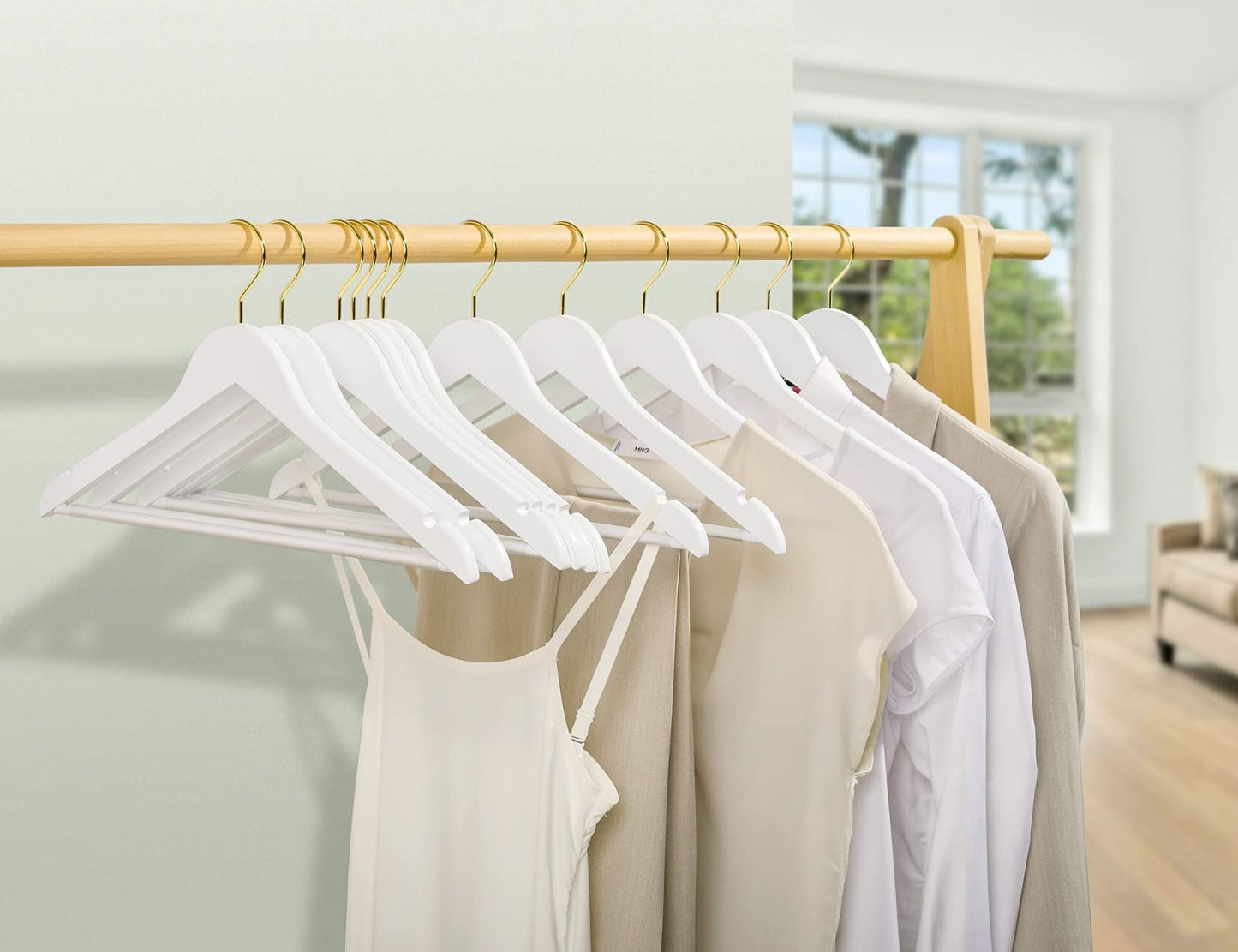 Amber Home 30 Pack Wooden Coat Hangers, Natural Wood Suit Hangers with Non-Slip Pant Bar, Clothes Hangers for Closet Organization, Shirts, Jackets, Dresses, and Pants (Natural, 30)