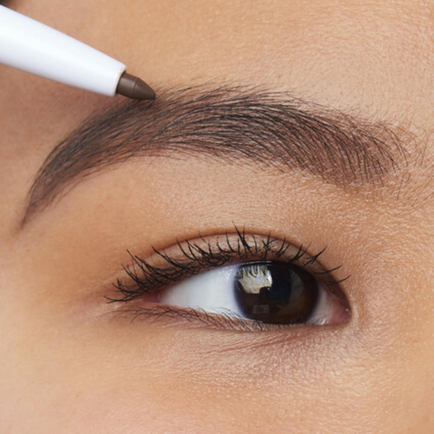 e.l.f. Instant Lift Brow Pencil, Dual-Sided, Precise, Fine Tip, Shapes, Defines, Fills Brows, Contours, Combs, Tames, Blonde, 0.006 Oz