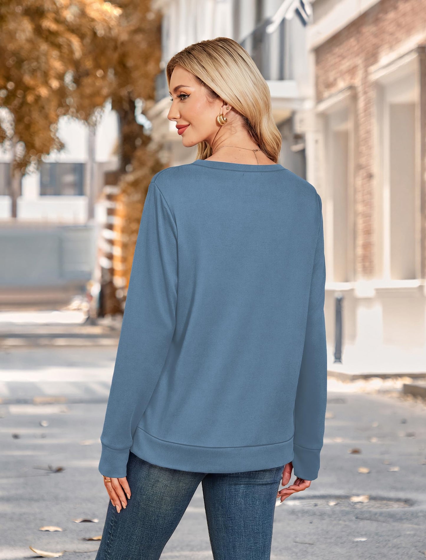 WIHOLL Womens Crewneck Sweatshirt Thumb Hole Long Sleeve Casual Fall Tops | Erly Fall Fashion, School Teacher Outfits, Long Sleeve Shirts, Winter Clothes, Pullover, Lightweight, Trendy