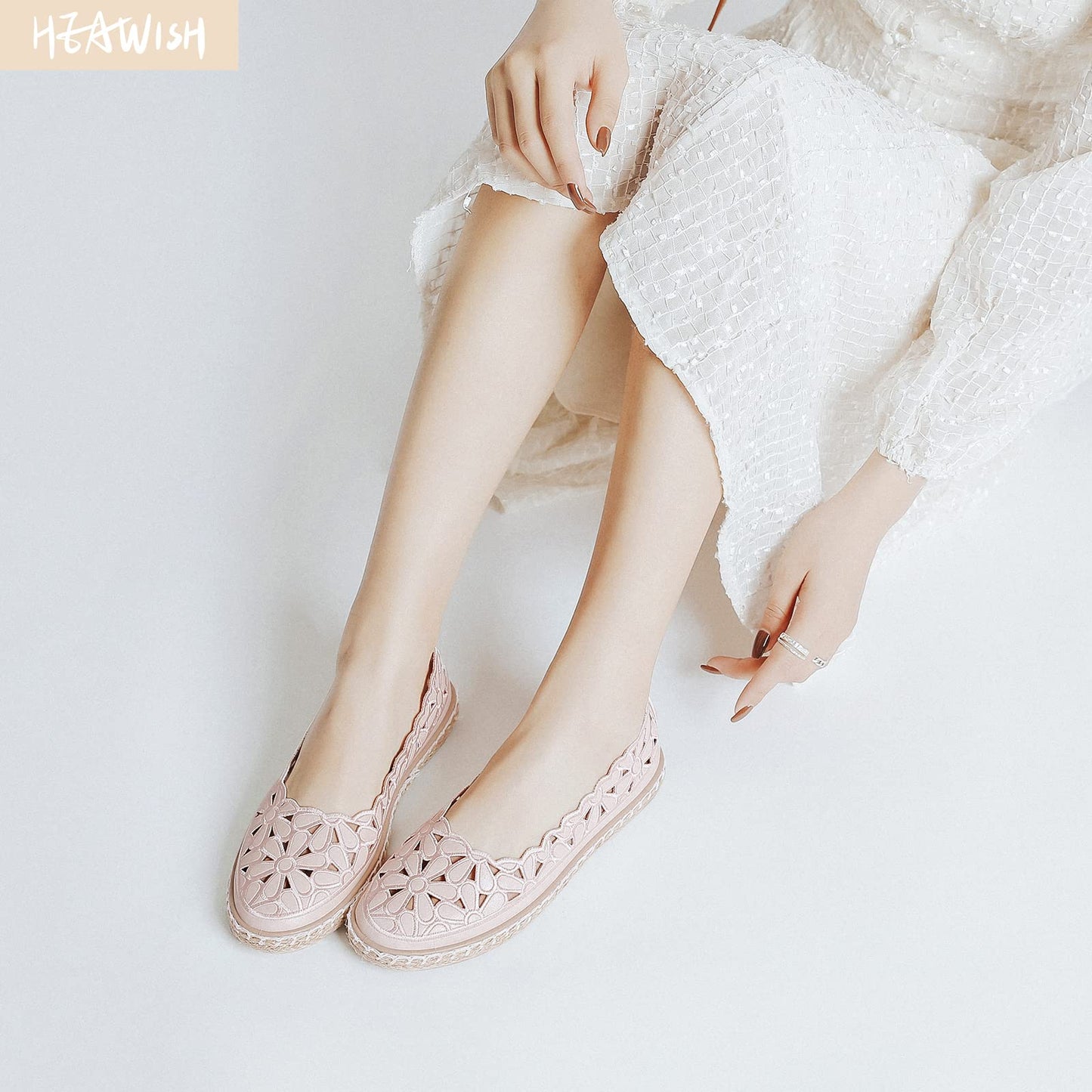 HEAWISH Women’s Ballet Flat Daisy Round Toe Dress Shoes Casual Slip On Rope Loafer