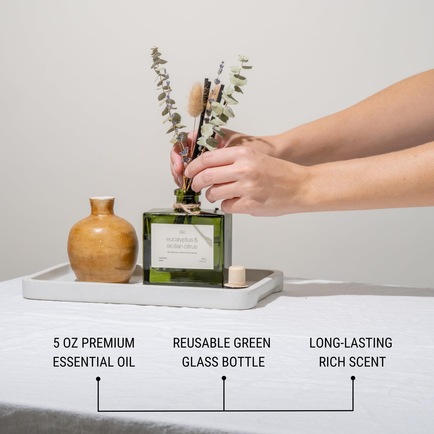 Craft & Kin Reed Diffuser with Dried Flowers | 5 oz Stone Fruit & Sage Scented Holiday Reed Diffusers for Home, Bathroom | Scent Sticks | Elegant Fragrance Home Decor for Men & Women