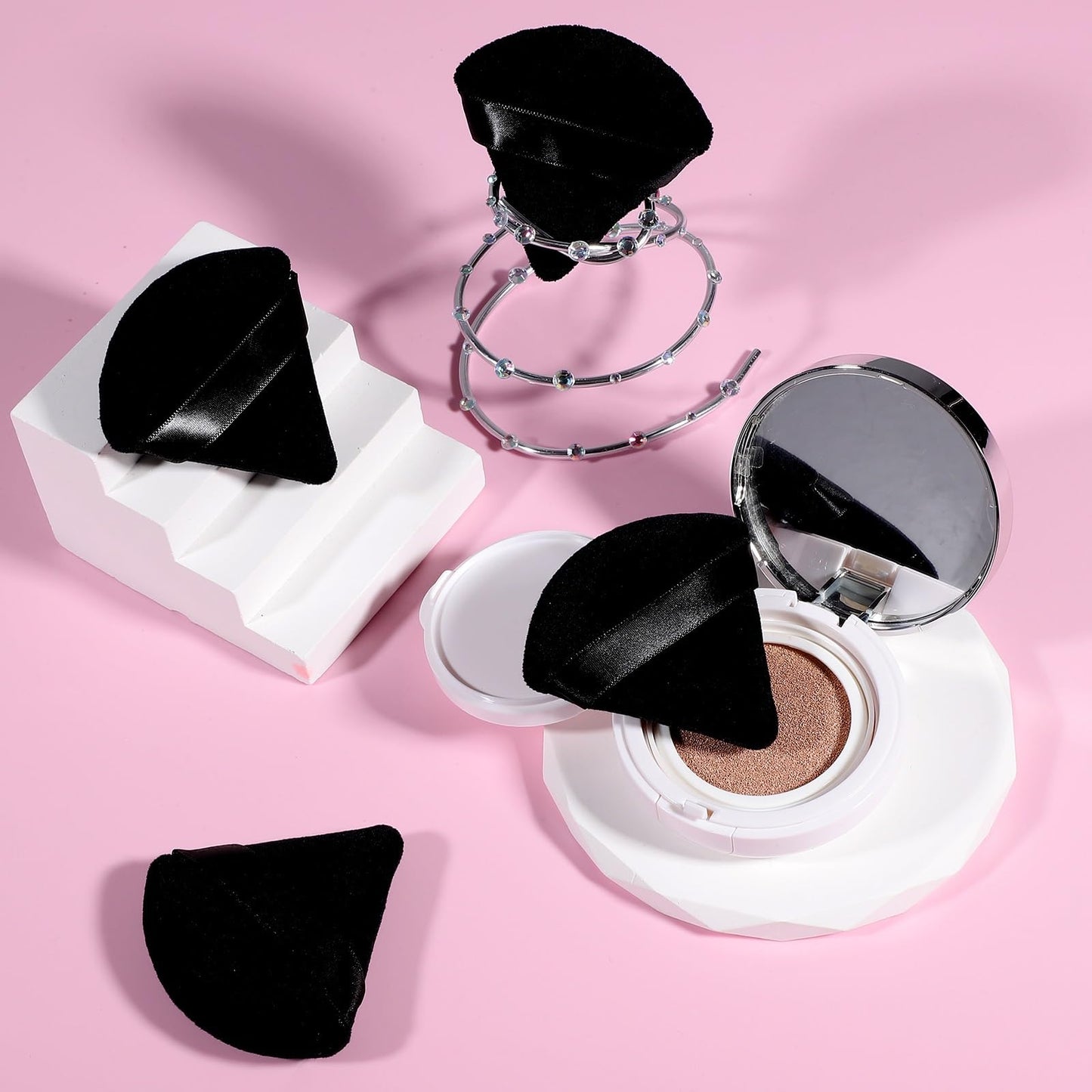 Pimoys 6 Pieces Powder Puff, Face Makeup Sponge Soft Velour Triangle Powder Puffs Beauty Sponge for Loose Powder (Black, Pink)