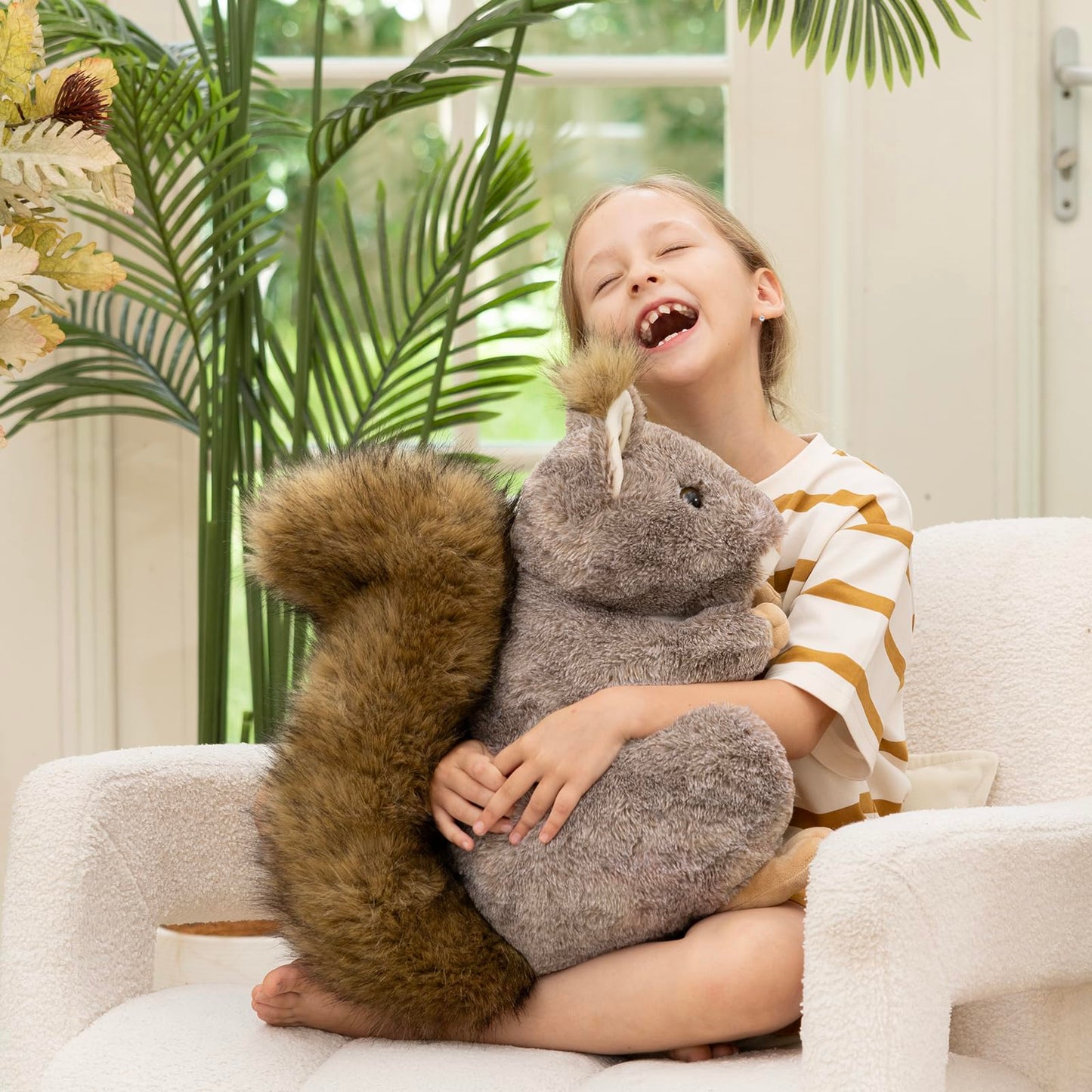 MaoGoLan 47" Giant Axolotl Stuffed Animal,Ultra Soft Salamander Kids Body Pillow Plush,4 Feet Jumbo Throw Pillow Plushie for Axolotl Lover,Home Decor,Gifts