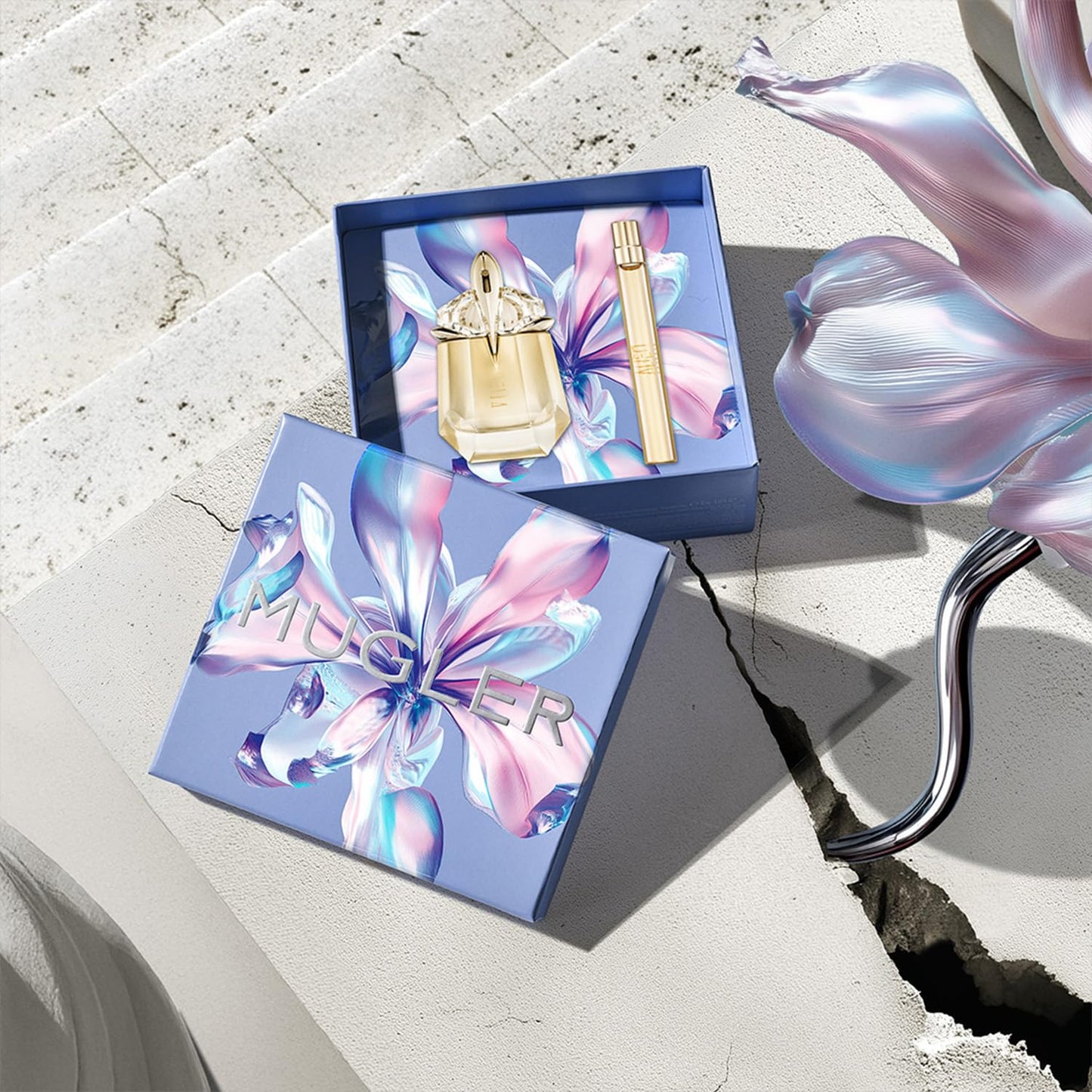 Mugler Alien Goddess - Eau de Parfum - Women's Perfume - Floral & Woody - With Bergamot, Jasmine, and Vanilla - Long Lasting Fragrance