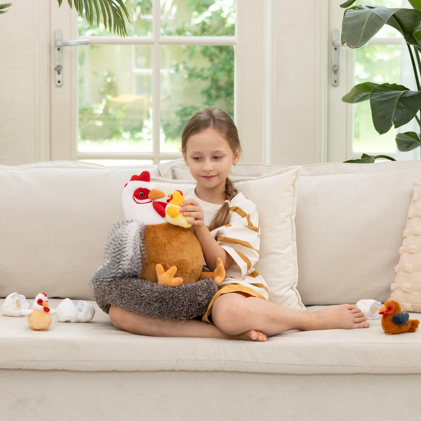 MaoGoLan 8Pcs Chicken Stuffed Animals, Stuffed Hen Plush Toys with Babies Chickens and Eggs, Nest House Plush Set, Cute and Soft Farm Stuffed Animals Gift for Kids