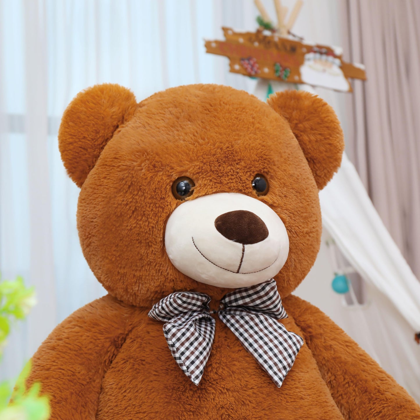 Toys Studio 47 Inch Big Teddy Bear Giant Stuffed Animal for Girls, 4 Feet Large Teddy Bear Baby Shower Party Decorations Kids Women Girlfriend Christmas Valentines Gifts, Light Brown