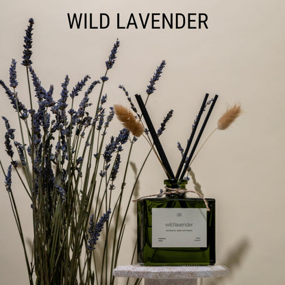Craft & Kin Reed Diffuser with Dried Flowers | 5 oz Stone Fruit & Sage Scented Holiday Reed Diffusers for Home, Bathroom | Scent Sticks | Elegant Fragrance Home Decor for Men & Women